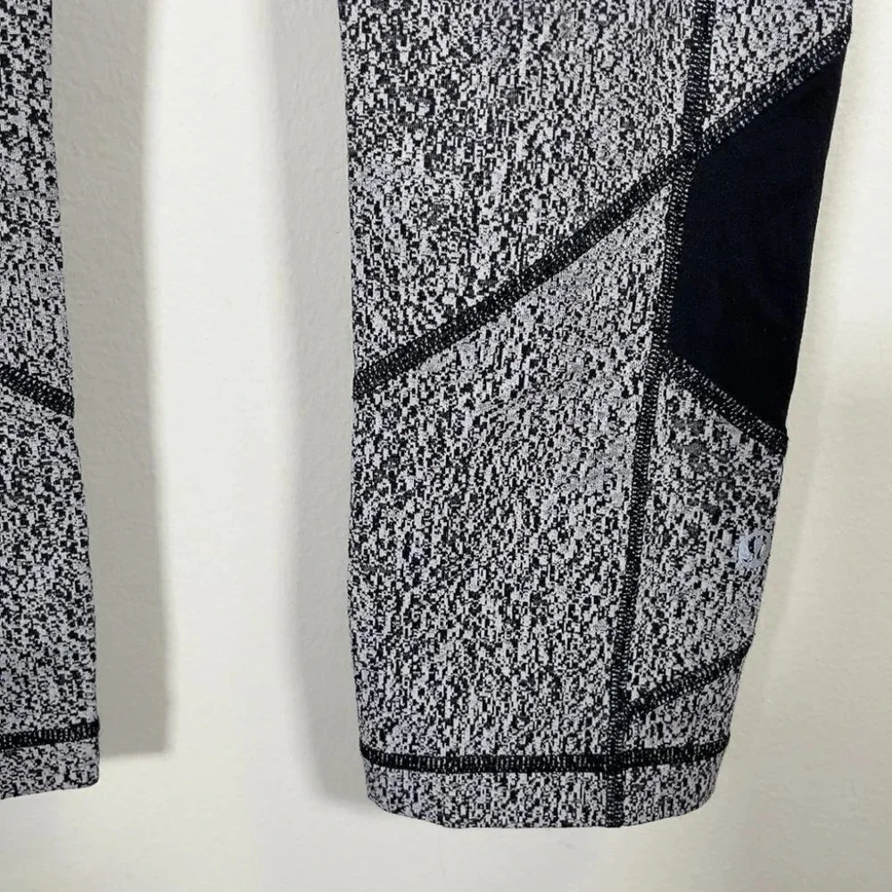 Lululemon Pace Rival Crop Luxtreme Leggings